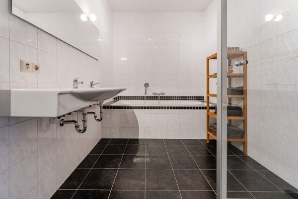 Medium property photo - Buitenwatersloot 399, 2614 LD Delft